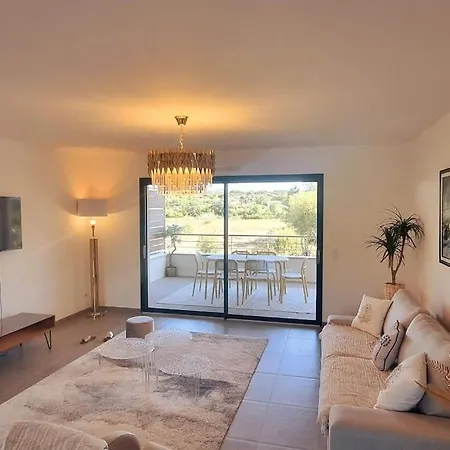 Casa vacanze Superb With Swimming Pool Domaine D'arca *