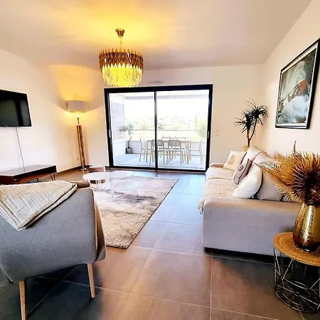 T3 Moderne Domaine Arca Avec Piscine *