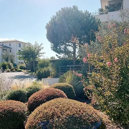 Vakantiehuis Superb With Swimming Pool Domaine D'arca Porto-Vecchio (Corsica)